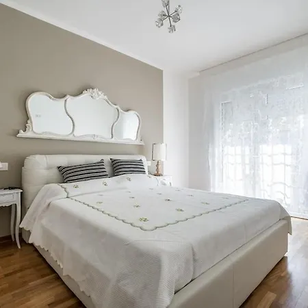 Apartment A Casa Di Mo', A Due Passi Dalla Stazione E Fiera Bologna